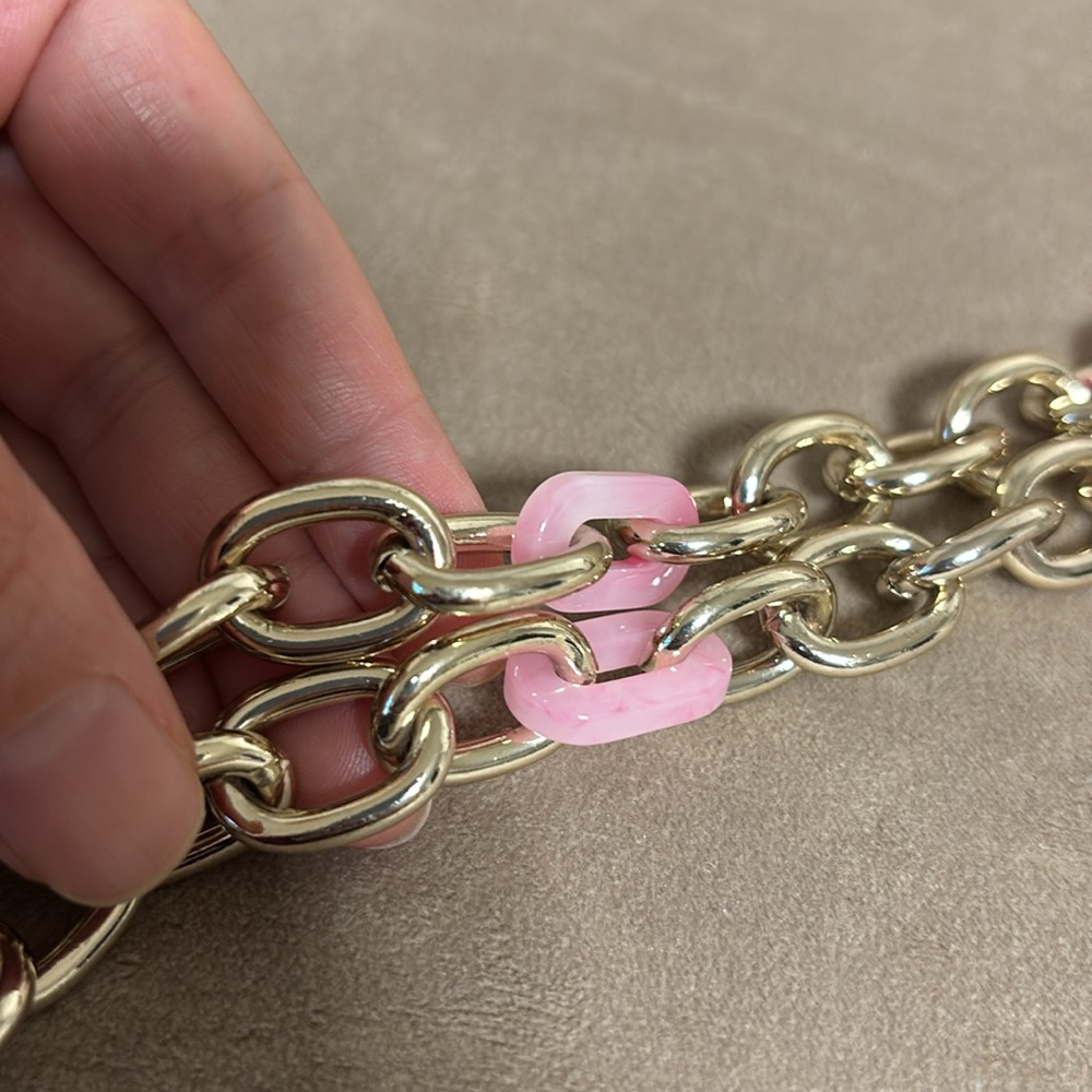 Kate Spade Light Gold & Pink Metal Chain link Belt with lock charm size Small/M - Picture 7 of 8